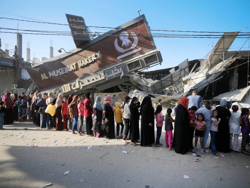قصف مخابز قطاع غزة